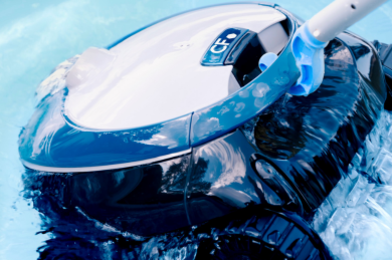 Roboți curățare piscină fără fir